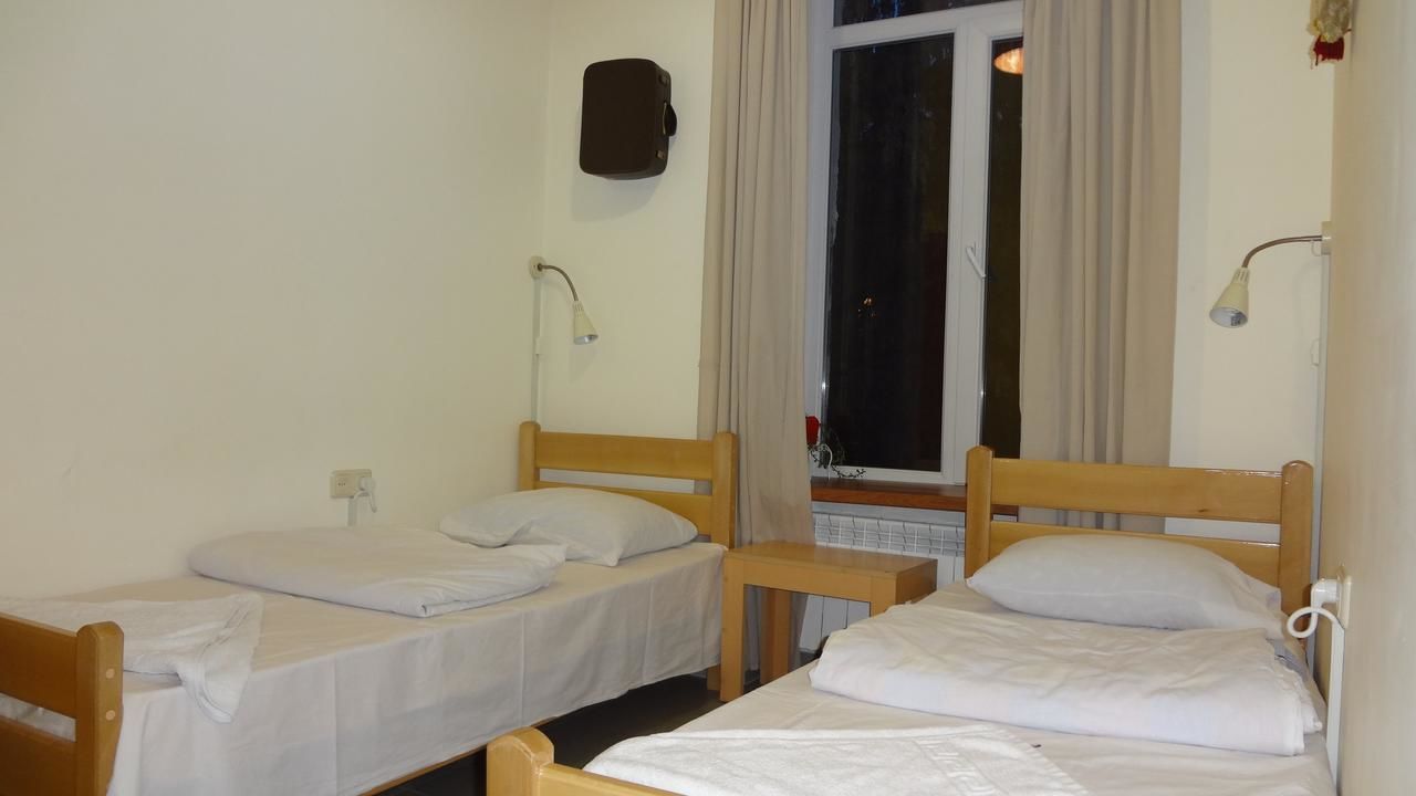 Хостелы Envoy Hostel & Tours Ереван