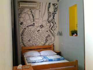 Хостелы Envoy Hostel & Tours Ереван Двухместный номер с 1 кроватью-1