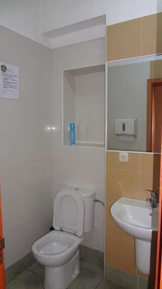 Хостелы Envoy Hostel & Tours Ереван Двухместный номер с 1 кроватью-4